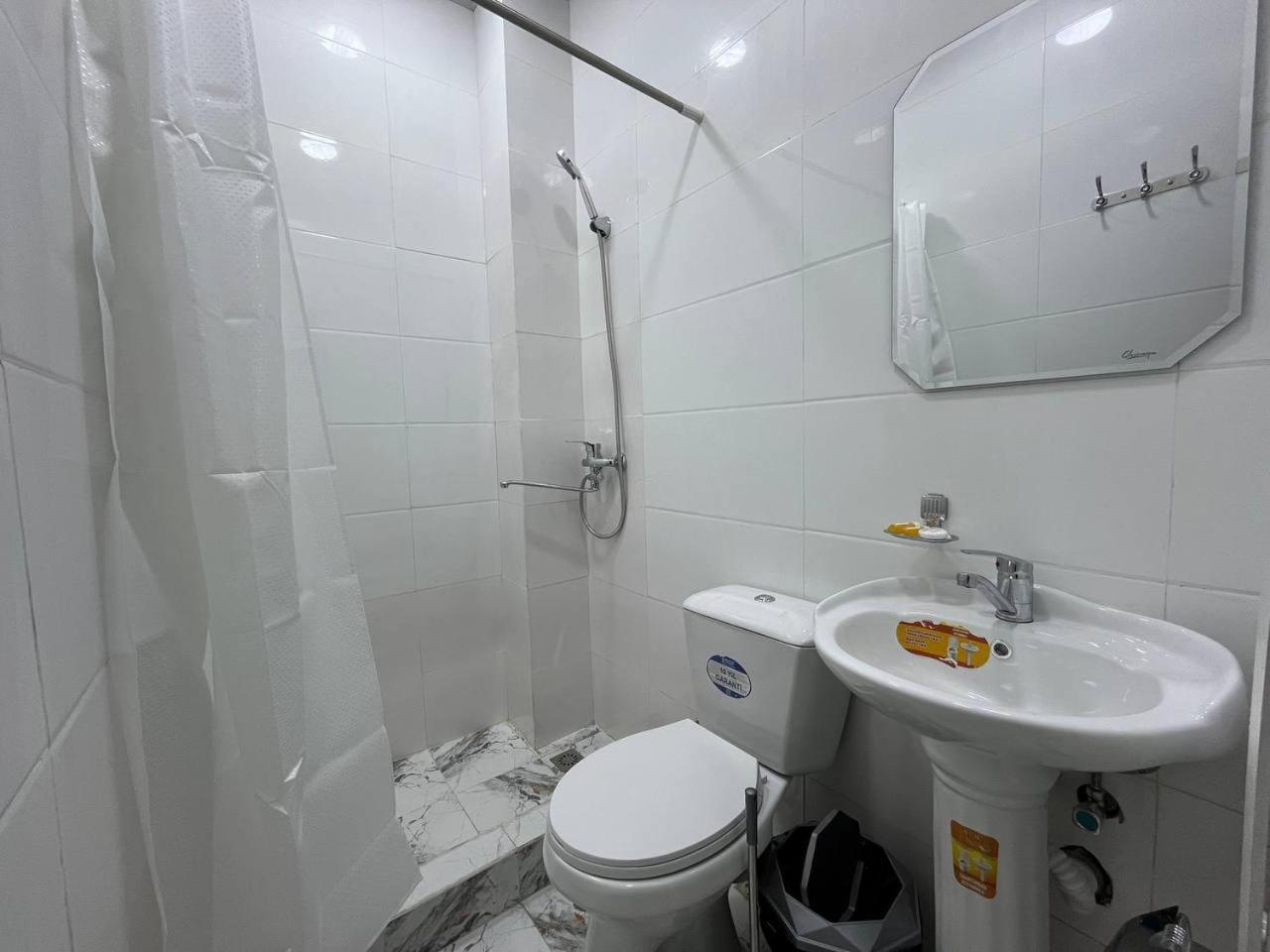 Home Alone Hotel طشقند المظهر الخارجي الصورة