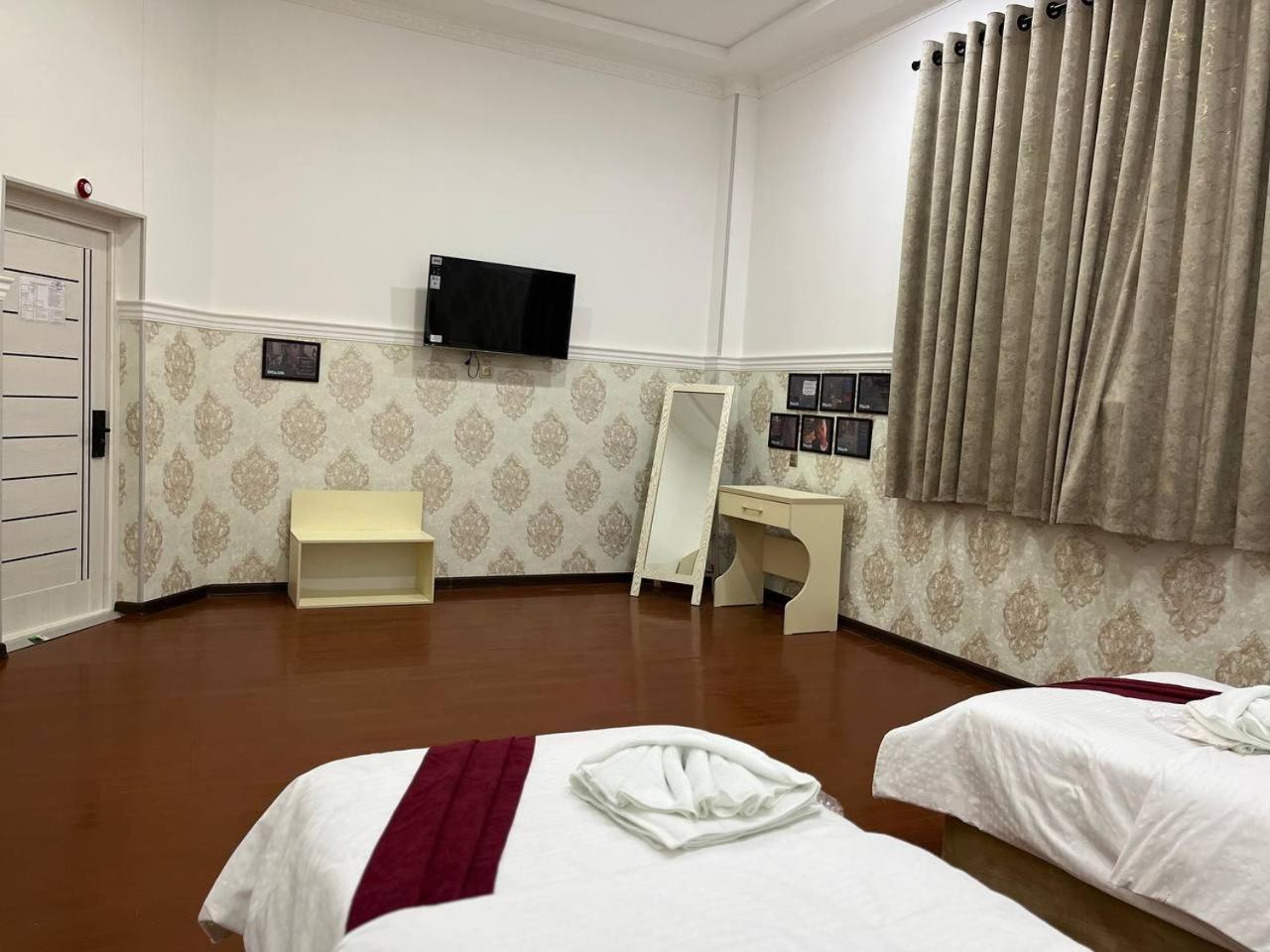 Home Alone Hotel طشقند المظهر الخارجي الصورة