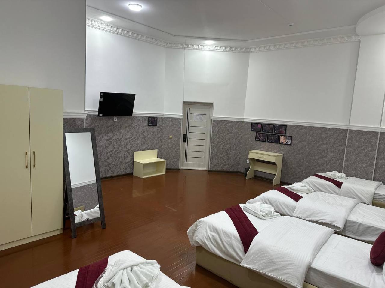 Home Alone Hotel طشقند المظهر الخارجي الصورة
